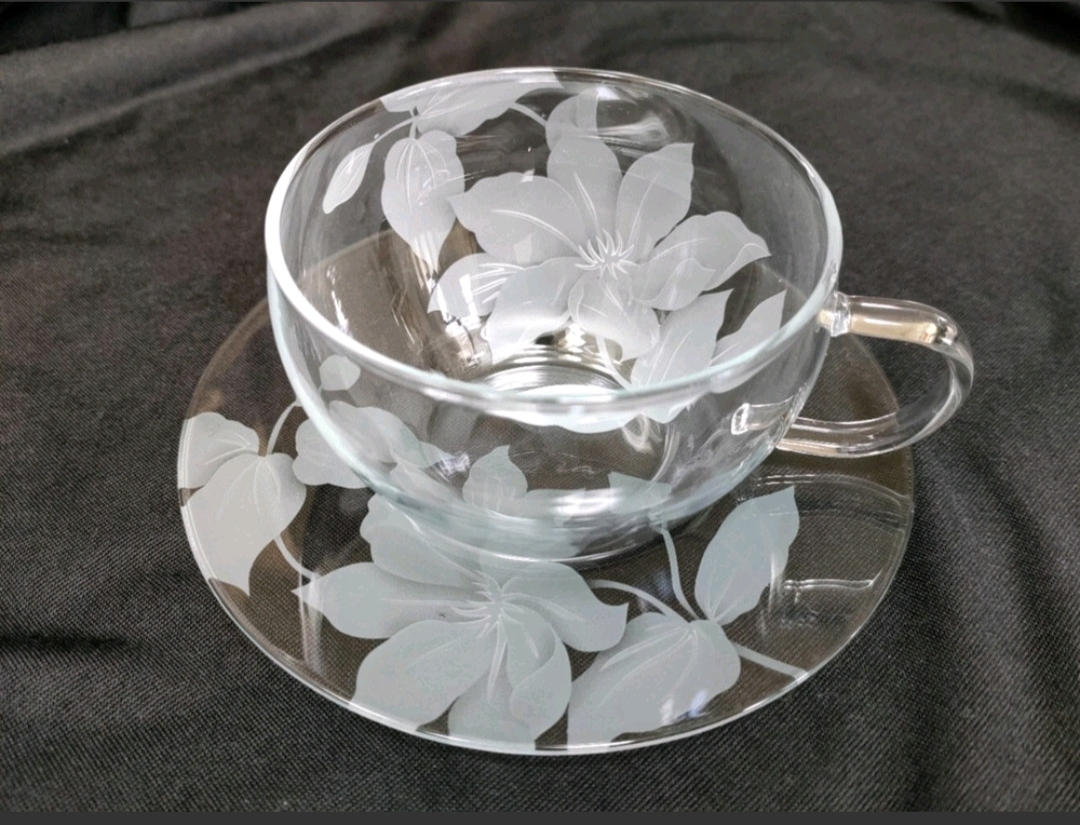 クレマチスティーカップソーサー